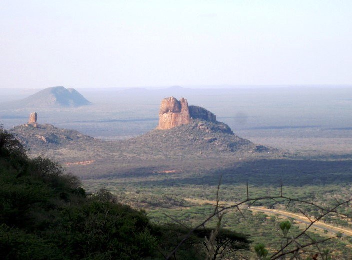 Mount Ololokwe（奥洛洛克韦山）-非行家旅行-Africa Wild Wander