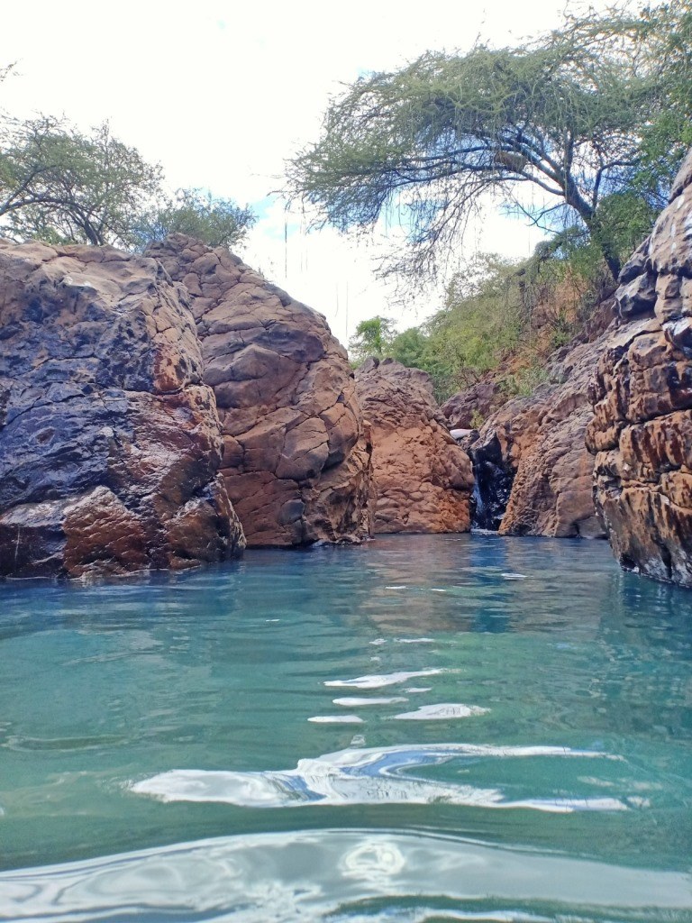 Maji-Moto Hot Springs-非行家旅行-Africa Wild Wander