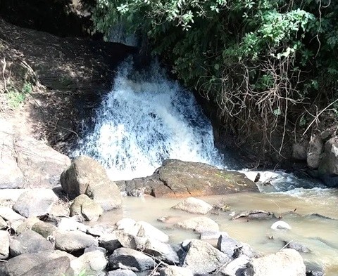 Tindinyo Falls（瀑布）-非行家旅行-Africa Wild Wander