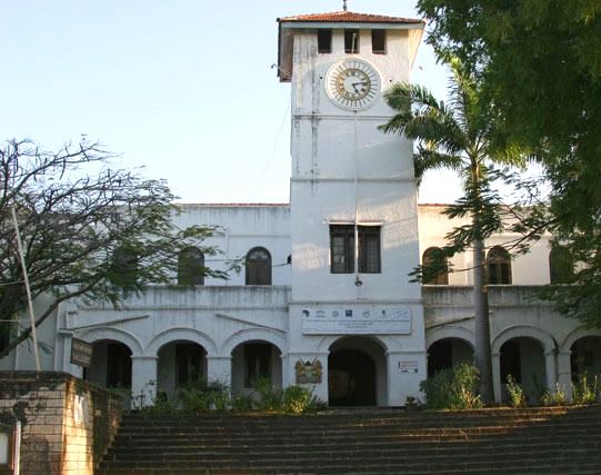 Old Law Courts（遗产 / 宗教 / 历史专题）-非行家旅行-Africa Wild Wander