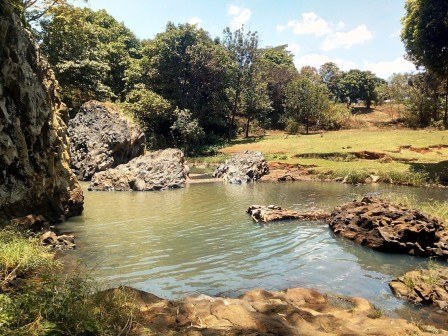 Gatitika Falls（加蒂蒂卡瀑布）-非行家旅行-Africa Wild Wander