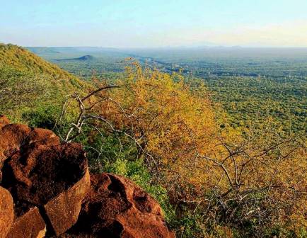 Yatta Plateau（亚塔高原）-非行家旅行-Africa Wild Wander