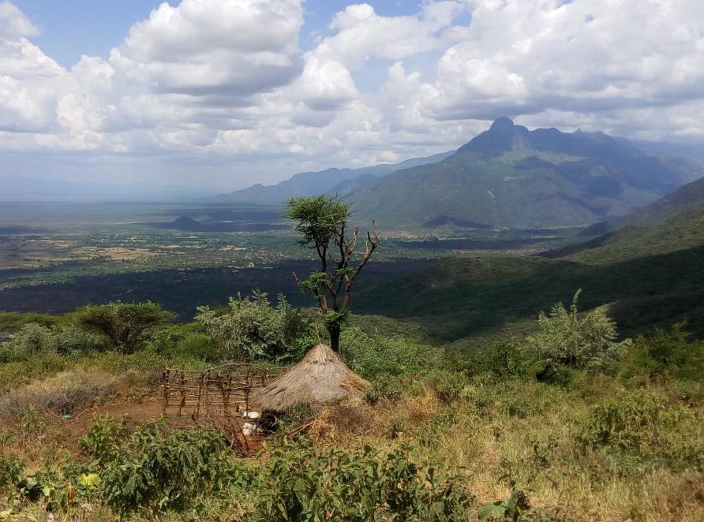 Mount Koh（自然景观 / 徒步）-非行家旅行-Africa Wild Wander