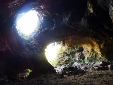 Chepnyalil Cave（切普尼亚利尔洞穴）-非行家旅行-Africa Wild Wander