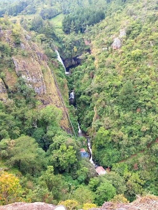 Diguna Falls（瀑布）-非行家旅行-Africa Wild Wander