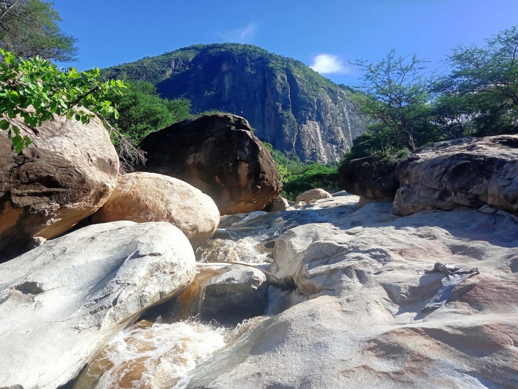 Ngurunit Rock Pools（水源 / 传统生活景观）-非行家旅行-Africa Wild Wander