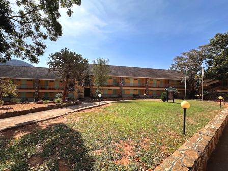 Ngulia Safari Lodge(Tsavo West / 火山与泉水)-非行家旅行-Africa Wild Wander