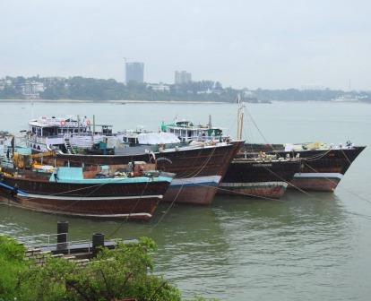 Old Port Mombasa（海岸公共空间 / 港口交通）-非行家旅行-Africa Wild Wander
