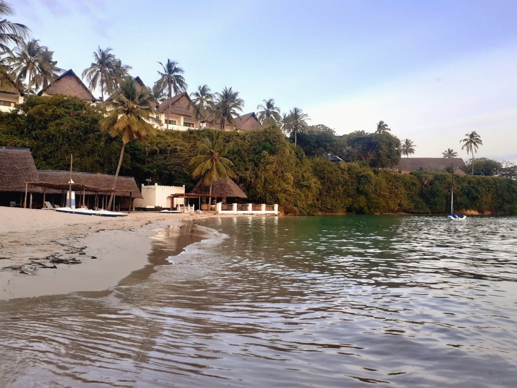 3 Degrees South(水系 / 湖泊 / 海岸)-非行家旅行-Africa Wild Wander