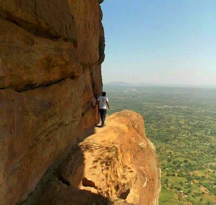 Thui Stone（山地 / 岩石 / 观景）-非行家旅行-Africa Wild Wander