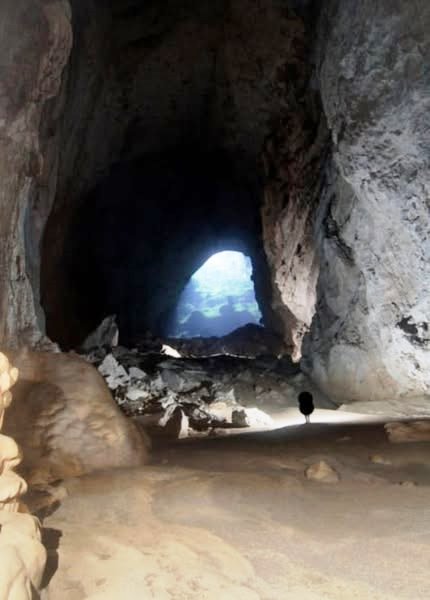 Kamariny Cave（卡马里尼洞穴）-非行家旅行-Africa Wild Wander