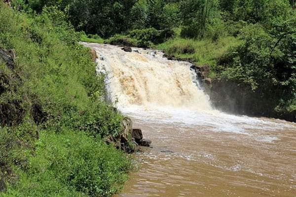 Nyakwana Falls（水系 / 湖泊 / 海岸）-非行家旅行-Africa Wild Wander