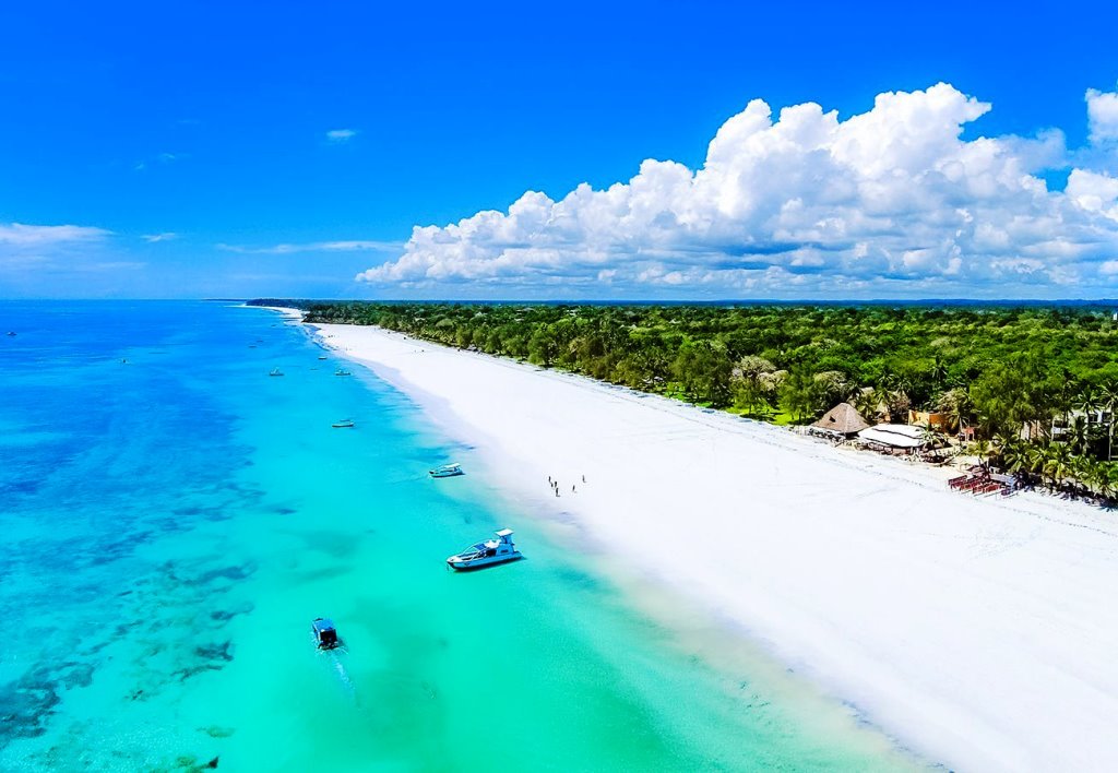 Diani Beach（迪亚尼海滩）-非行家旅行-Africa Wild Wander