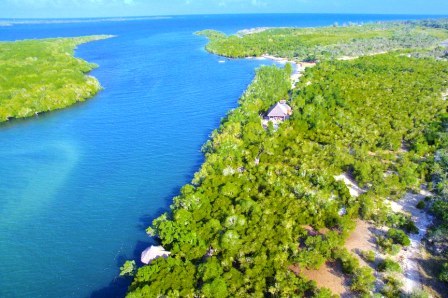 Gazi Beach（加齐海滩）-非行家旅行-Africa Wild Wander