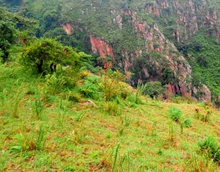 Sheu Morobi Cliffs（山地 / 观景点）-非行家旅行-Africa Wild Wander
