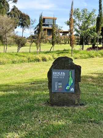 Mount Kipipiri Golf（Aberdare 高山 / 徒步）-非行家旅行-Africa Wild Wander