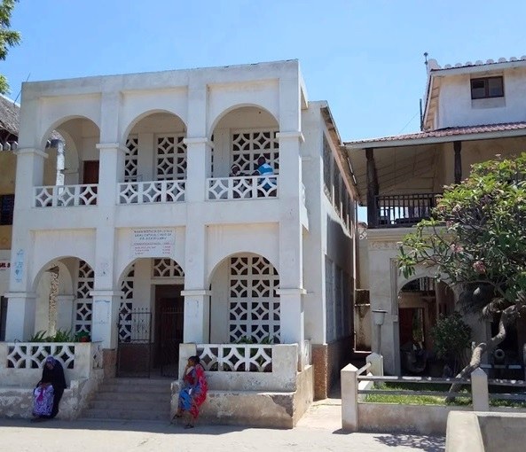Lamu Catholic Church（宗教与学术传统）-非行家旅行-Africa Wild Wander