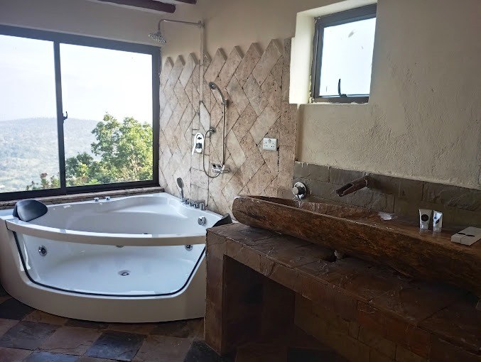 Kimerimeta Safari Lodge（住宿餐饮 / 休闲设施）-非行家旅行-Africa Wild Wander