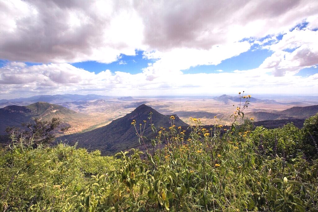Mount Nyiru / Ng’iru(尼鲁山)-非行家旅行-Africa Wild Wander