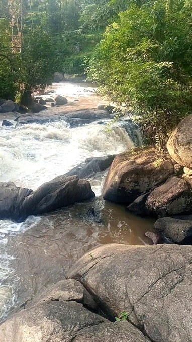 Tindinyo Falls（瀑布）-非行家旅行-Africa Wild Wander