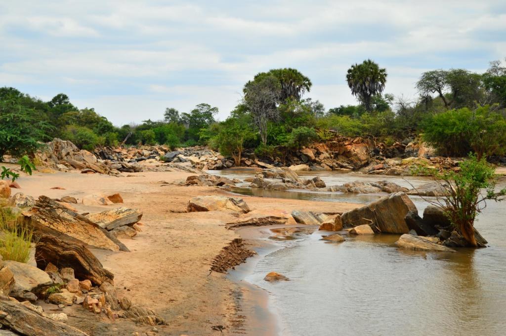 Adamson Falls（水系 / 湖泊 / 海岸）-非行家旅行-Africa Wild Wander