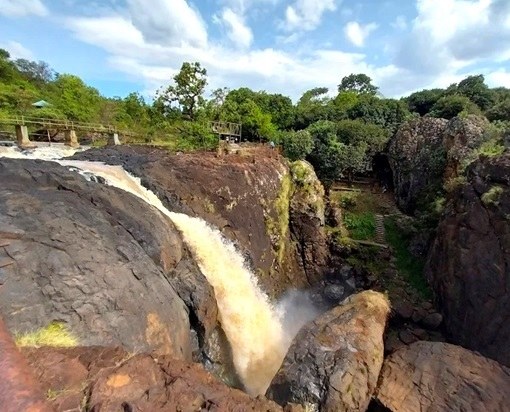 Chepkiit Falls（瀑布）-非行家旅行-Africa Wild Wander