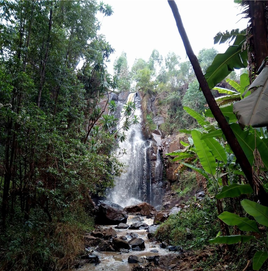 Nyabomite Falls（水系 / 湖泊 / 海岸）-非行家旅行-Africa Wild Wander
