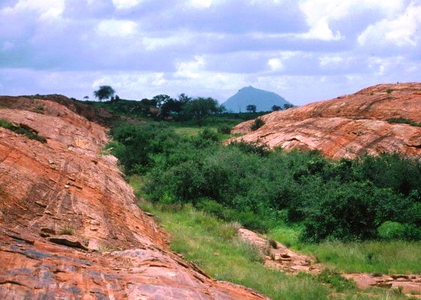 Mudanda Rock（穆丹达岩）-非行家旅行-Africa Wild Wander