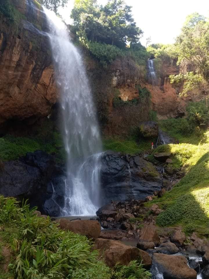 Nthenge Njeru Falls（水系 / 湖泊 / 海岸）-非行家旅行-Africa Wild Wander