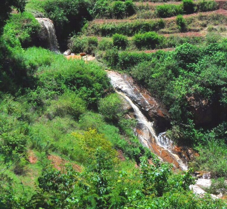 Kyanzizi Falls(山地 / 岩石 / 瀑布 / 观景点)-非行家旅行-Africa Wild Wander
