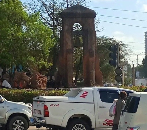 Kengeleni Monument（历史遗产 / 博物馆）-非行家旅行-Africa Wild Wander