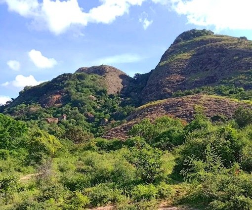 Gai Rock(盖岩)-非行家旅行-Africa Wild Wander