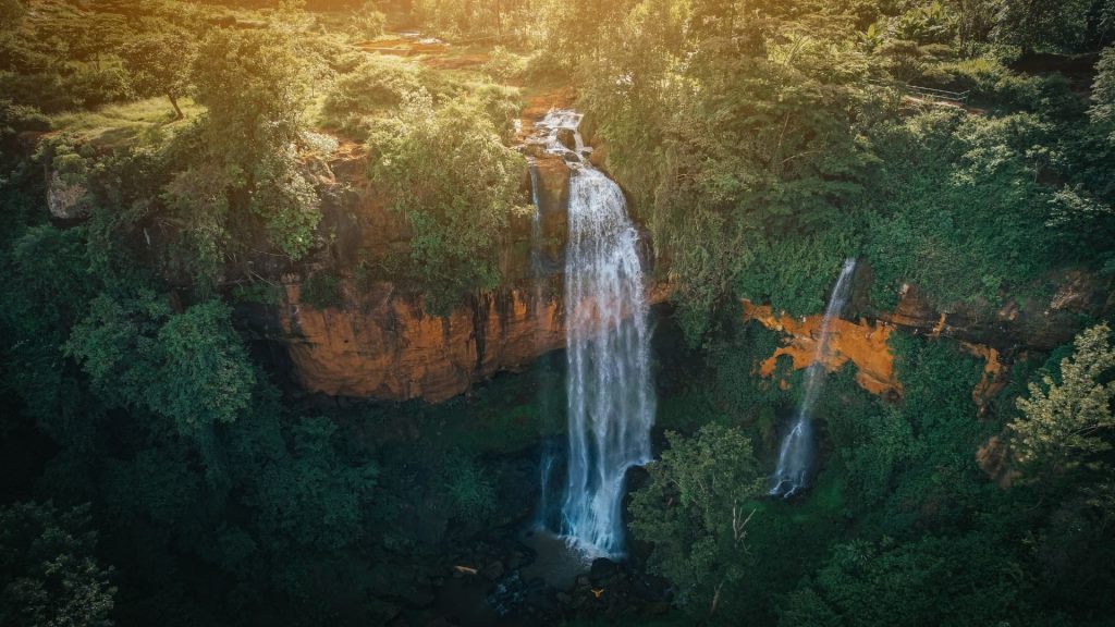 Nthenge Njeru Falls（水系 / 湖泊 / 海岸）-非行家旅行-Africa Wild Wander