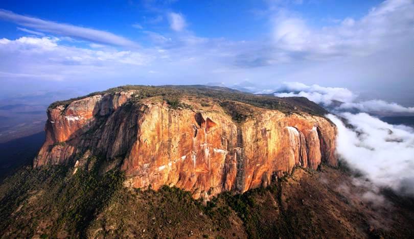 Mount Ololokwe（奥洛洛克韦山）-非行家旅行-Africa Wild Wander