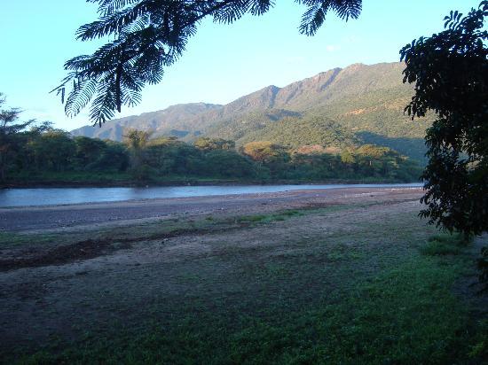 Marich Pass（自然景观 / 徒步）-非行家旅行-Africa Wild Wander