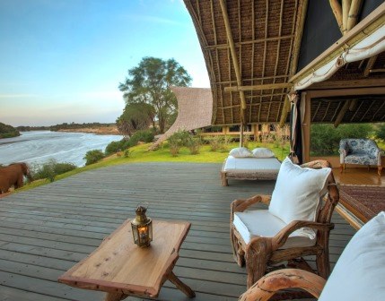Galdessa Camp（Tsavo East / 野生动物）