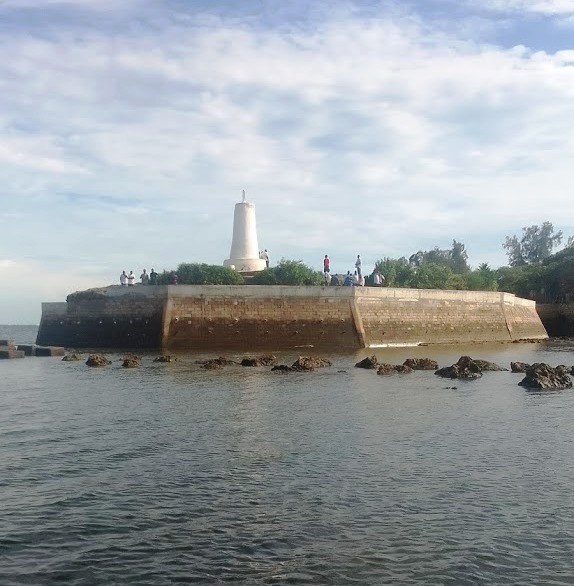 Vasco da Gama Pillar（历史遗产 / 博物馆）-非行家旅行-Africa Wild Wander