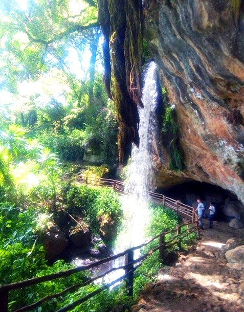 Ngabunat Cave（县域目的地）-非行家旅行-Africa Wild Wander