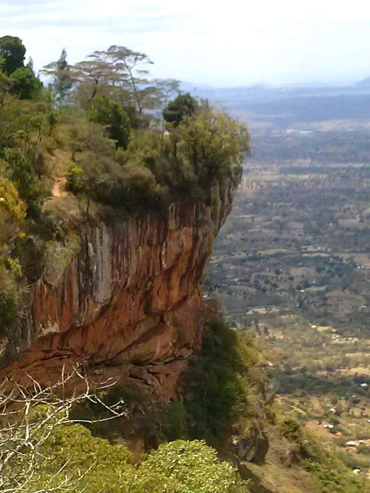 Thui Stone（山地 / 岩石 / 观景）-非行家旅行-Africa Wild Wander