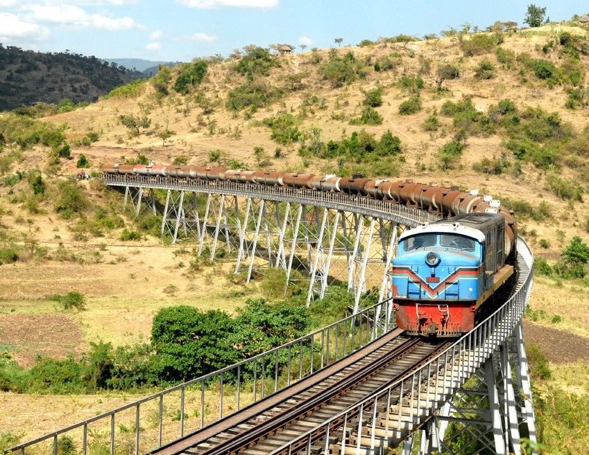 Kimasian Railway Bridge(交通 / 自驾 / 露营)-非行家旅行-Africa Wild Wander