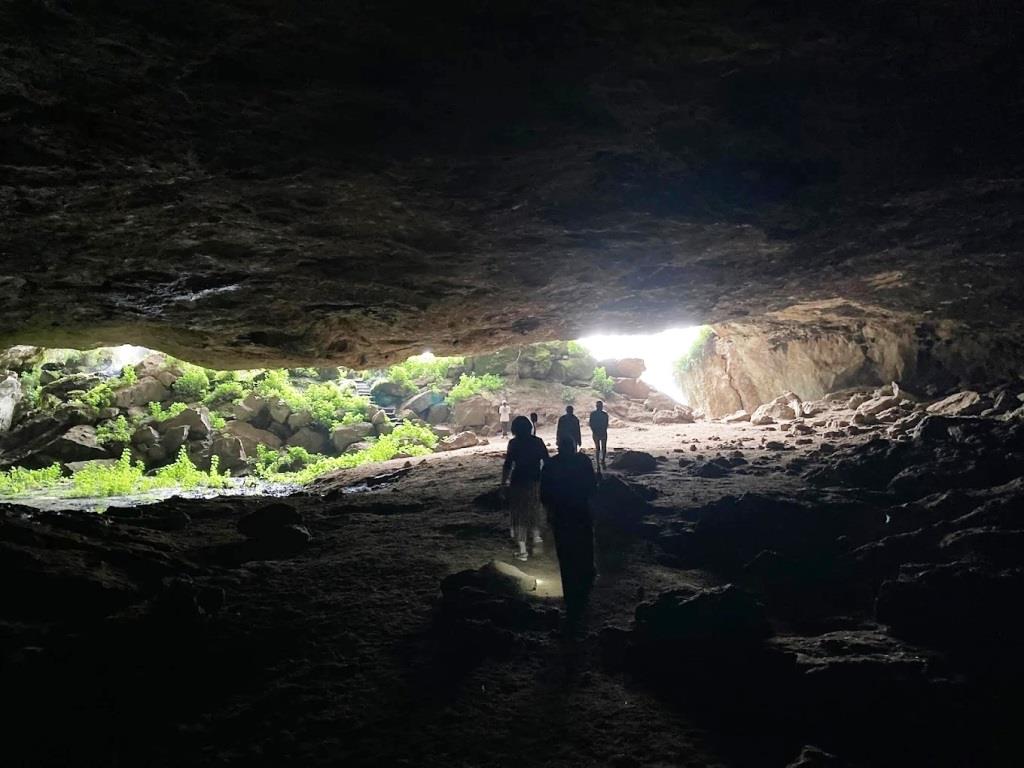 Kitum Cave（基图姆洞穴）-非行家旅行-Africa Wild Wander