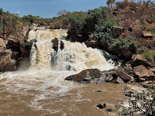 Nabuyole Falls（水系 / 湖泊 / 海岸）-非行家旅行-Africa Wild Wander