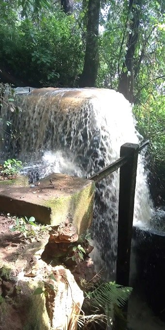 Tindinyo Falls（瀑布）-非行家旅行-Africa Wild Wander