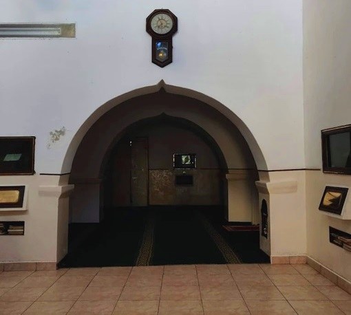 Mandhry Mosque（曼德里清真寺）-非行家旅行-Africa Wild Wander